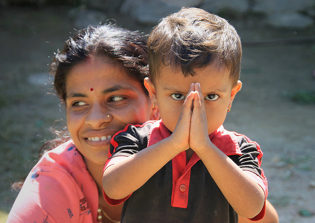nepal_young boy greeting with woman_49967317042_a9ab34982a_o nepal_young boy greeting with woman_49967317042_a9ab34982a_o